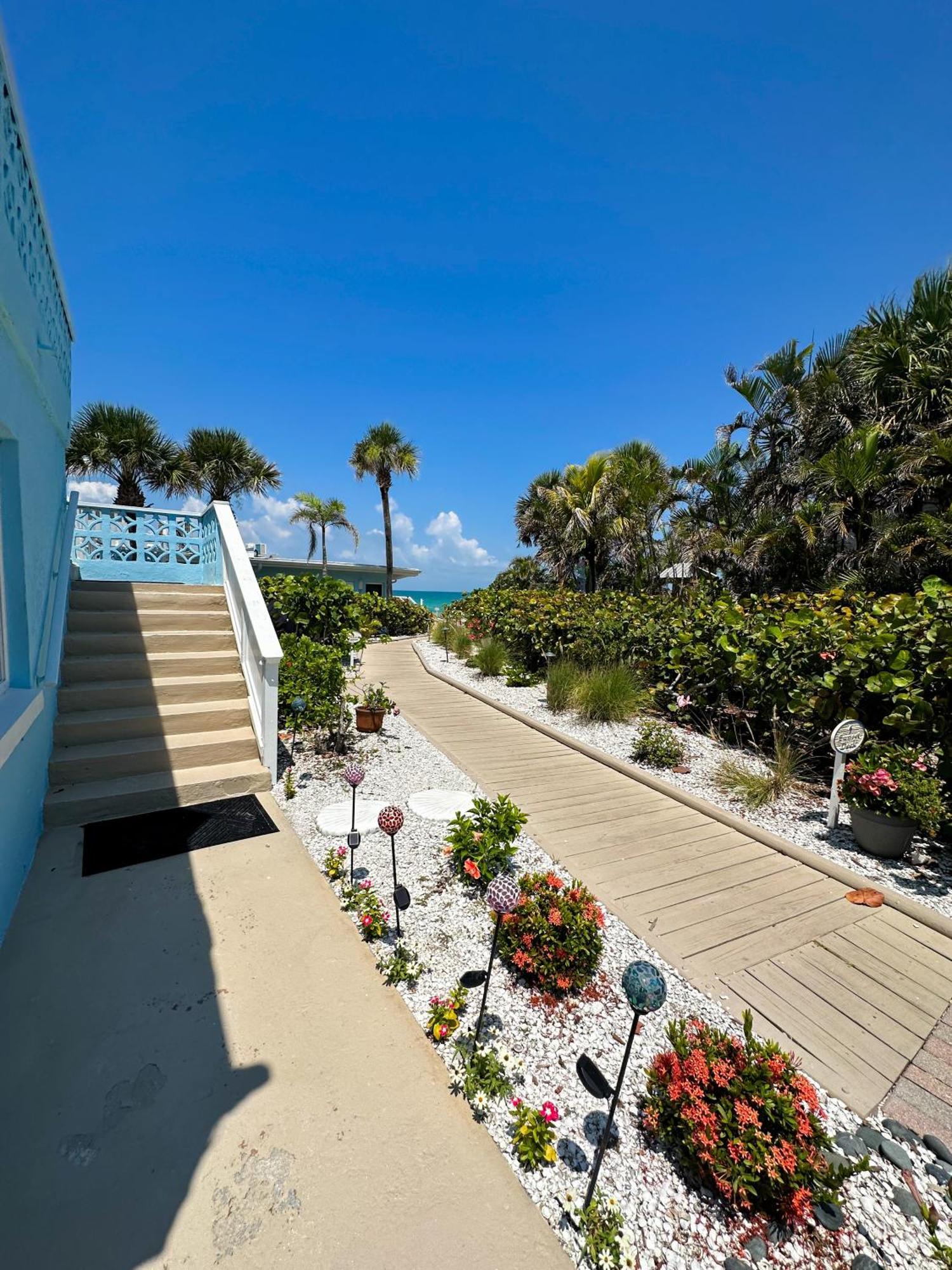 Pearl Beach Inn