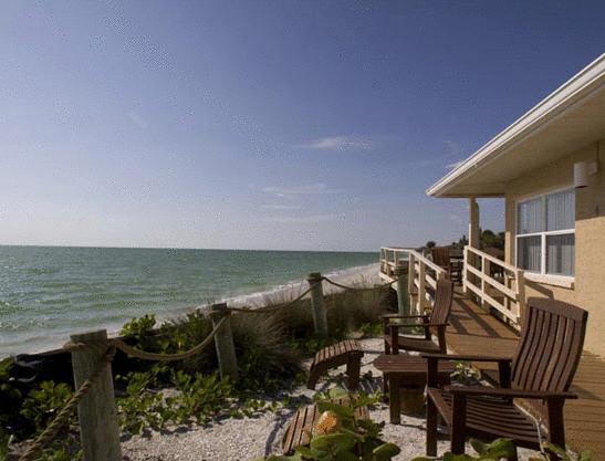 Pearl Beach 2*